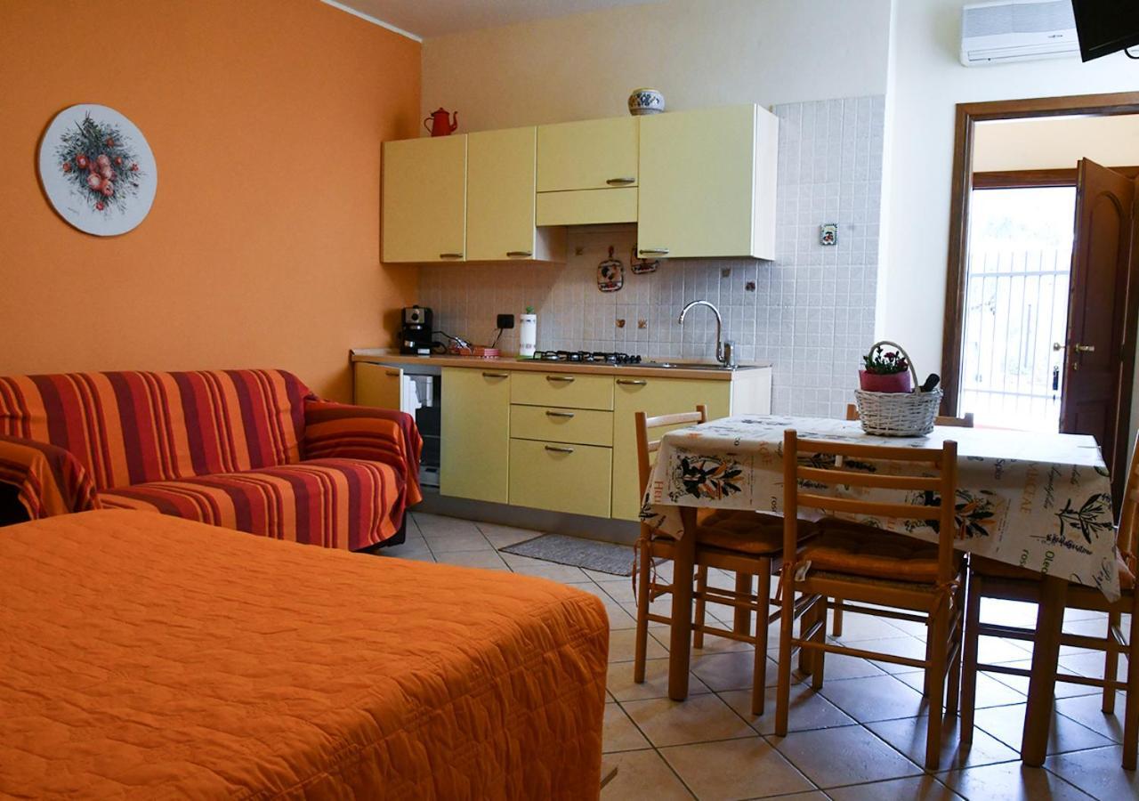 Gli Angeli Agriturismo Βίλα Cisano sul Neva Εξωτερικό φωτογραφία
