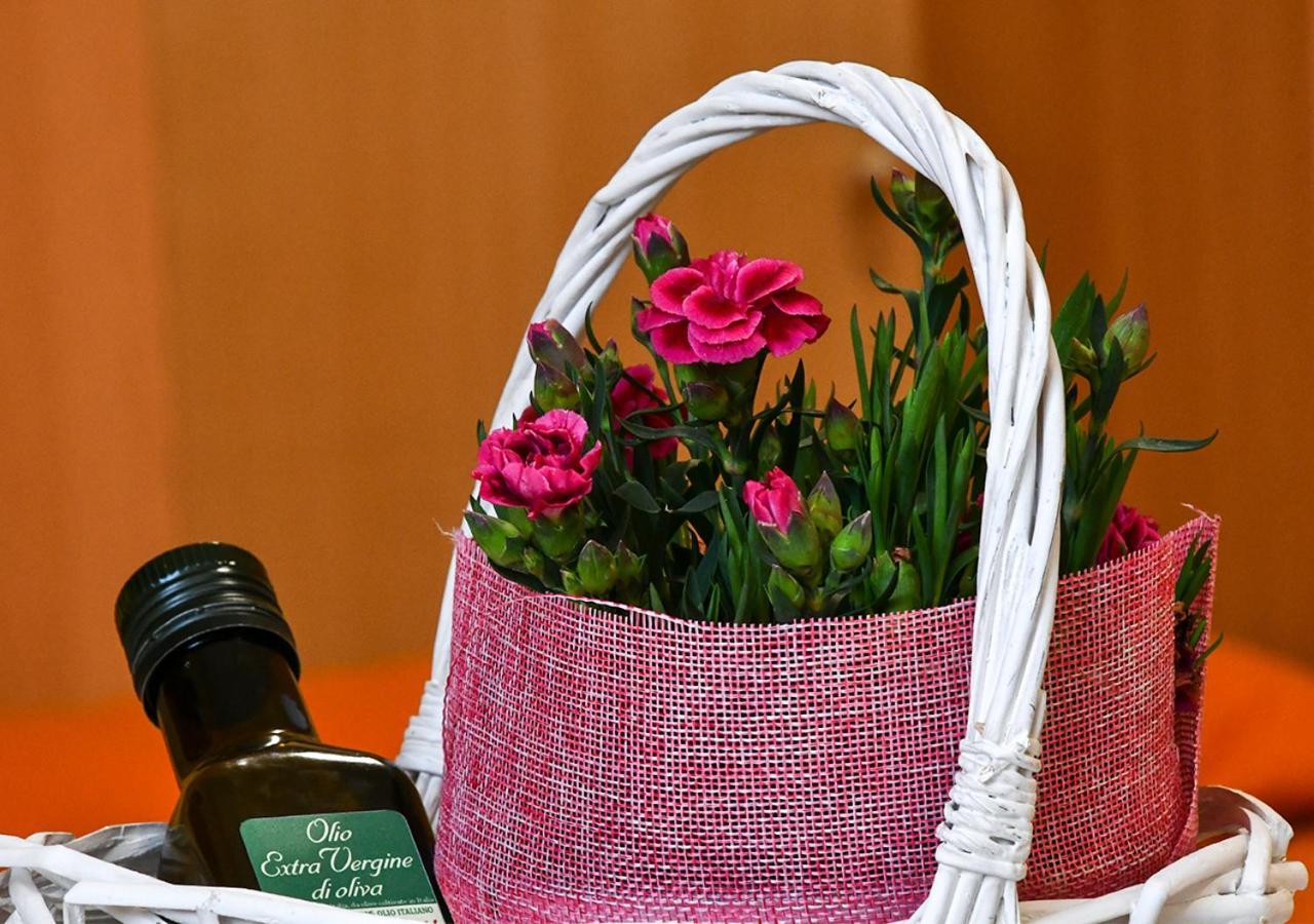 Gli Angeli Agriturismo Βίλα Cisano sul Neva Εξωτερικό φωτογραφία