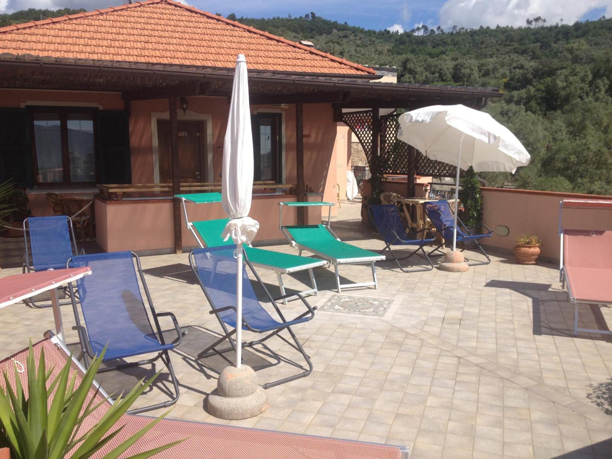 Gli Angeli Agriturismo Βίλα Cisano sul Neva Εξωτερικό φωτογραφία